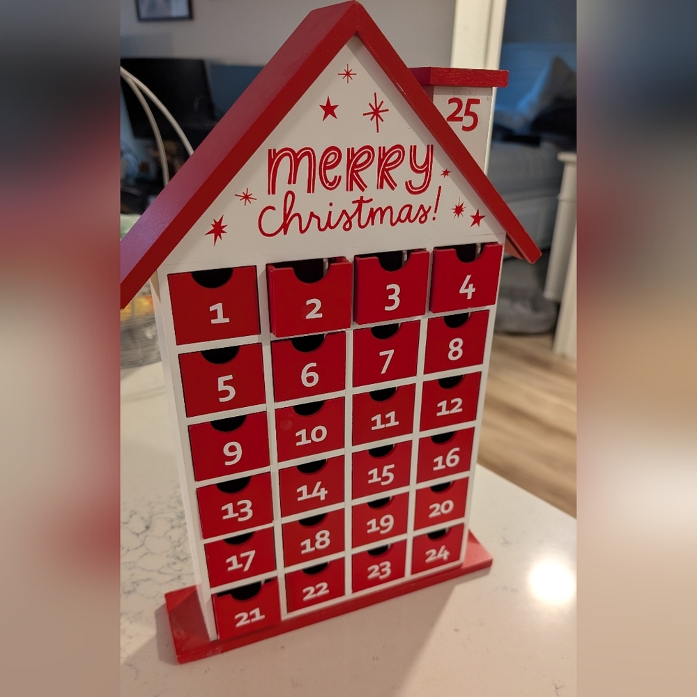 Red and White Christmas Countdown Calendar